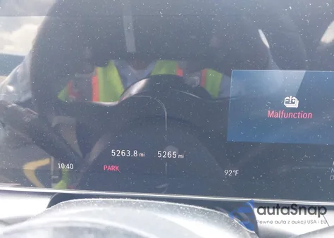 2025 Mercedes-Benz Glc 300 Suv z USA, uszkodzony, nr VIN W1NKM4GB5SF356190